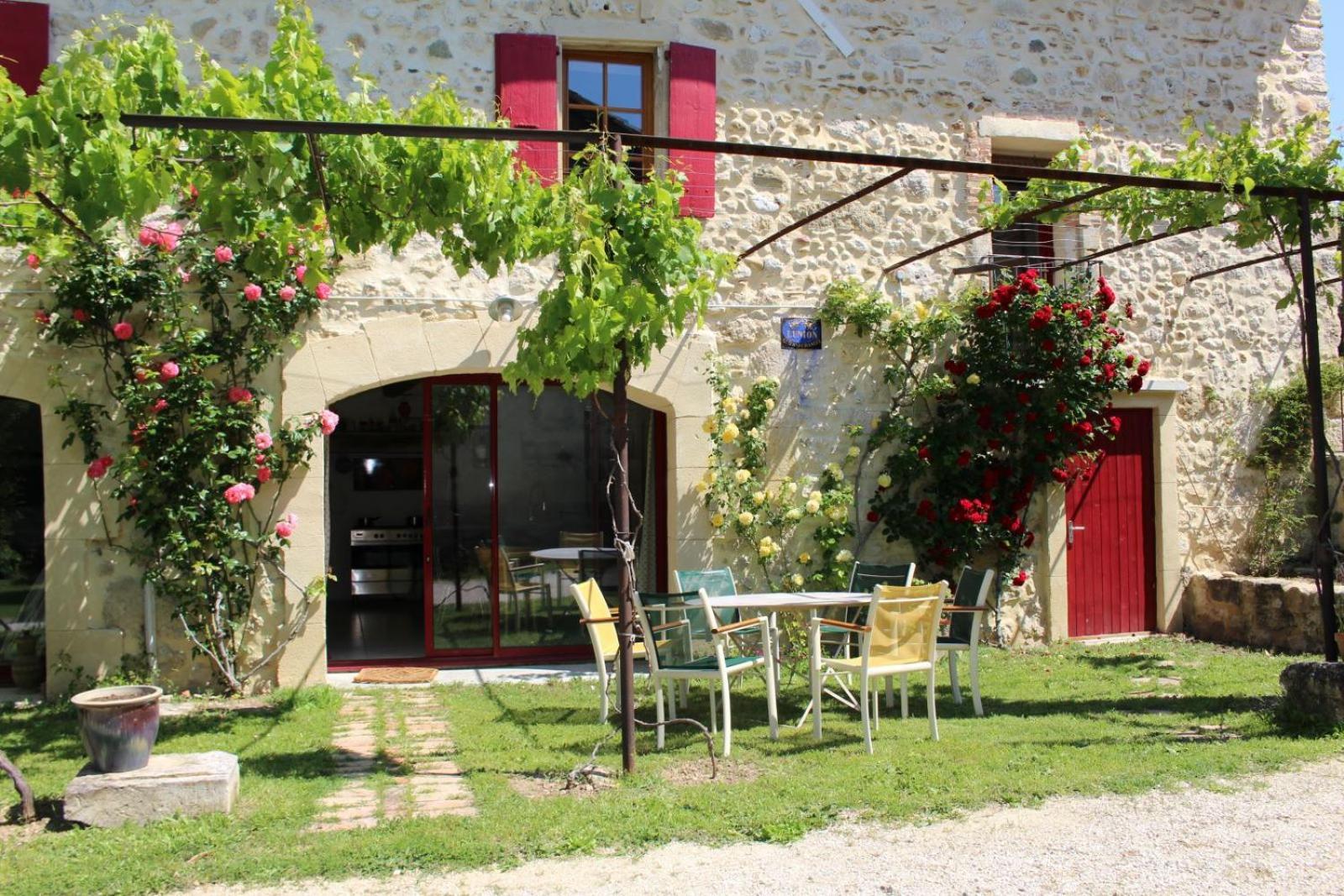 Chez Germaine Villa Les Granges-Gontardes Exterior photo